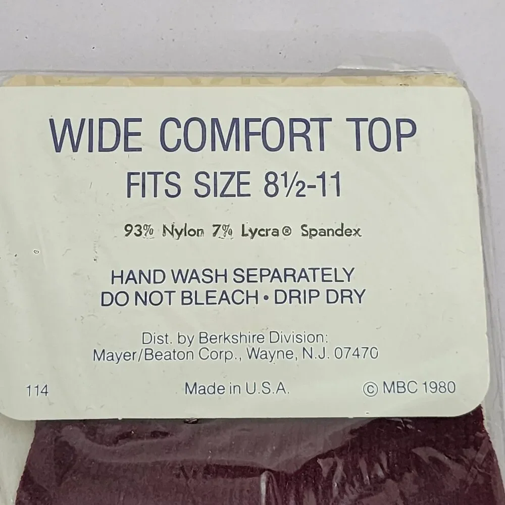 Vintage Berkshire Sheer Knee-Hi Stockings Nylon Sandalfoot Wide Comfort Top Set